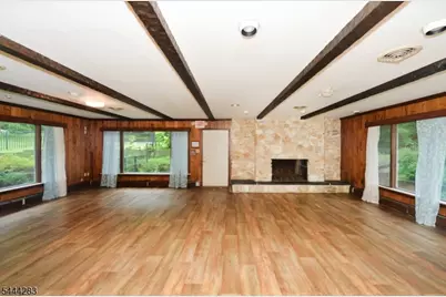 105 Ricker Dr, Ringwood, NJ 07456 - Photo 11