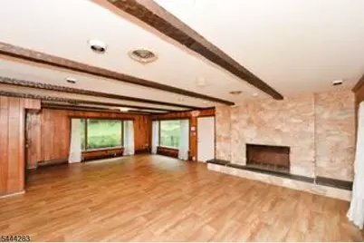 105 Ricker Dr, Ringwood, NJ 07456 - Photo 9