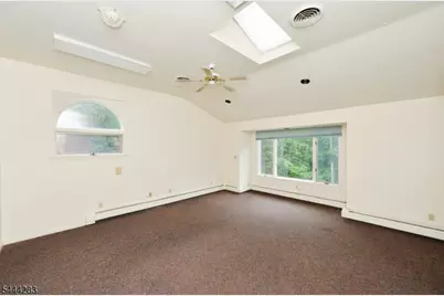 105 Ricker Dr, Ringwood, NJ 07456 - Photo 17