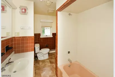 105 Ricker Dr, Ringwood, NJ 07456 - Photo 27