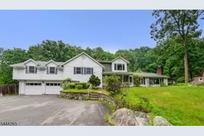 105 Ricker Dr, Ringwood, NJ 07456 - Photo 7