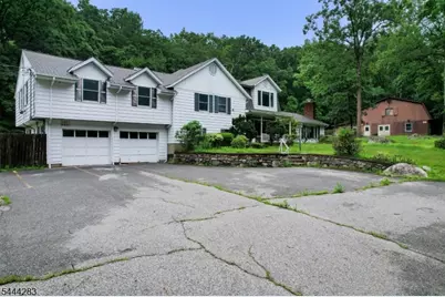 105 Ricker Dr, Ringwood, NJ 07456 - Photo 7