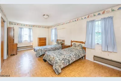 906 Maurice Ave, Rahway, NJ 07065 - Photo 21