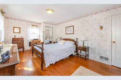 906 Maurice Ave, Rahway, NJ 07065 - Photo 17