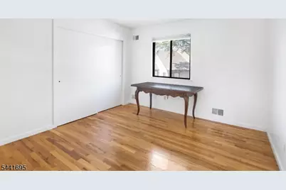 250 Ridgedale Ave Unit #V1, Florham Park, NJ 07932 - Photo 21