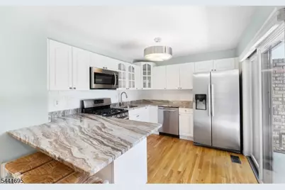 250 Ridgedale Ave Unit #V1, Florham Park, NJ 07932 - Photo 5