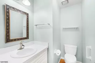 250 Ridgedale Ave Unit, Florham Park, NJ 07932 - Photo 15