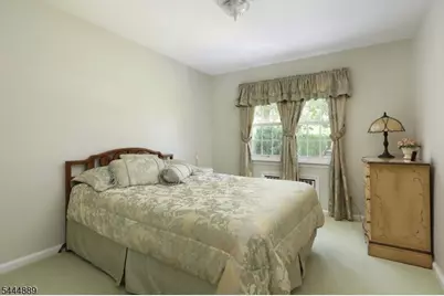 12 Whitley Ter, Clark Township, NJ 07066 - Photo 23