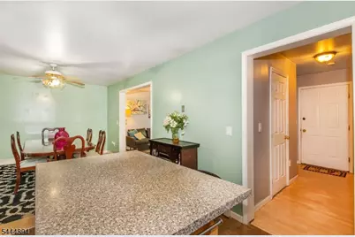 19 Franklin Pl, Hackensack, NJ 07601 - Photo 9