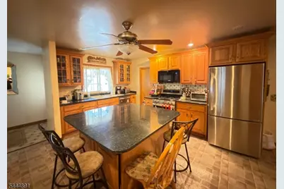 24 Beardslee Rd, Millstone Borough, NJ 08844 - Photo 3