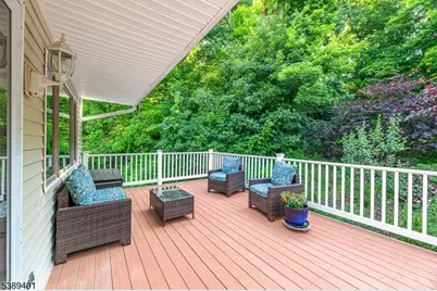 8 Pond Dr, Vernon, NJ 07422 - Photo 3