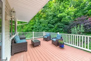 8 Pond Dr, Vernon, NJ 07422 - Photo 3