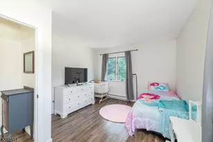 8 Pond Dr, Vernon, NJ 07422 - Photo 19