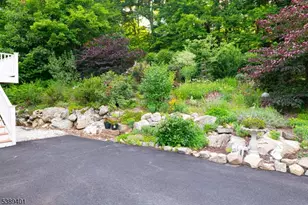 8 Pond Dr, Vernon, NJ 07422 - Photo 5