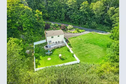 8 Pond Dr, Vernon, NJ 07422 - Photo 31
