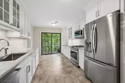 2902 Hemlock Pl, Bernards Township, NJ 07920 - Photo 13