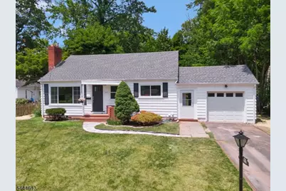 263 N Jackson Ave, North Plainfield, NJ 07060 - Photo 1