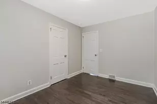263 N Jackson Ave, North Plainfield, NJ 07060 - Photo 15