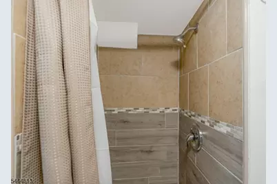 263 N Jackson Ave, North Plainfield, NJ 07060 - Photo 27