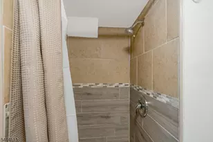 263 N Jackson Ave, North Plainfield, NJ 07060 - Photo 27