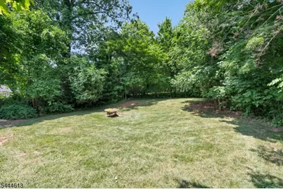 263 N Jackson Ave, North Plainfield, NJ 07060 - Photo 31