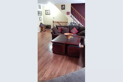 4 Colgate Dr, Newark, NJ 07103 - Photo 3