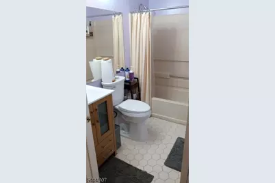 4 Colgate Dr, Newark, NJ 07103 - Photo 15