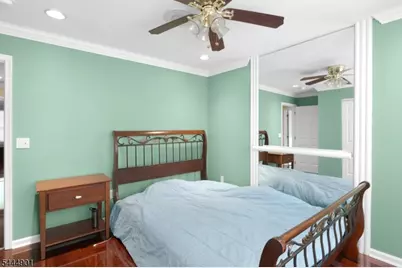 72 Albert Ct, Parsippany, NJ 07054 - Photo 35