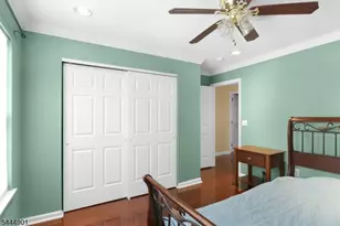 72 Albert Ct, Parsippany, NJ 07054 - Photo 17