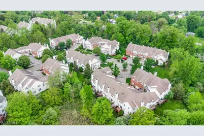 72 Albert Ct, Parsippany, NJ 07054 - Photo 49