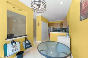 72 Albert Ct, Parsippany, NJ 07054 - Photo 11