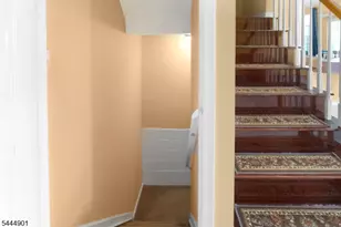 72 Albert Ct, Parsippany, NJ 07054 - Photo 33