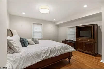 2 Countryside Dr, Bernards Township, NJ 07920 - Photo 9