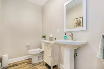 6 Elm St #10, Madison, NJ 07940 - Photo 7