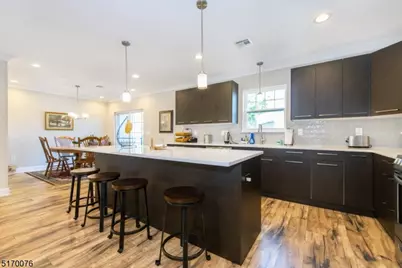 6 Elm St #10, Madison, NJ 07940 - Photo 3