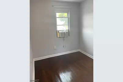 48 Dupont Pl, Irvington, NJ 07111 - Photo 11
