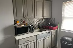 48 Dupont Pl, Irvington, NJ 07111 - Photo 3
