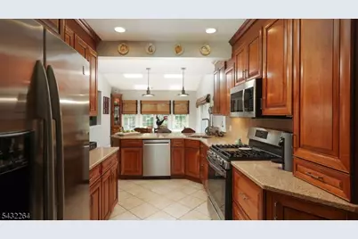 8 Cummings St, Cranford Township, NJ 07016 - Photo 13
