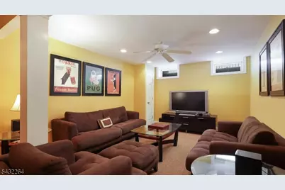 8 Cummings St, Cranford Township, NJ 07016 - Photo 31