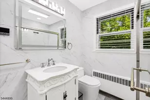 140 N Farview Ave, Paramus, NJ 07652 - Photo 13