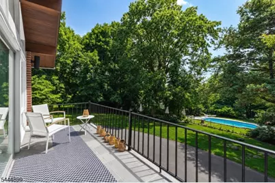 140 N Farview Ave, Paramus, NJ 07652 - Photo 25