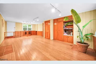 515 Yorktown Rd, Union Township, NJ 07083 - Photo 15