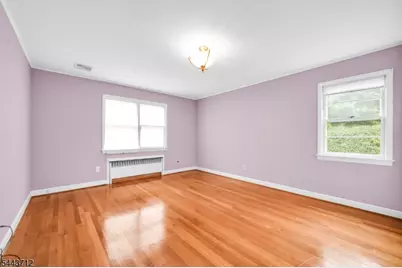 515 Yorktown Rd, Union Township, NJ 07083 - Photo 9