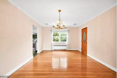 515 Yorktown Rd, Union Township, NJ 07083 - Photo 5