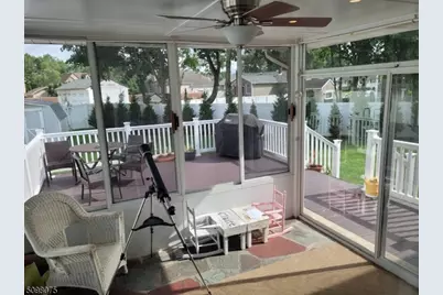 112 Sand Rd, Fairfield, NJ 07004 - Photo 17