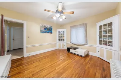 525 Page Ter, South Orange, NJ 07079 - Photo 15