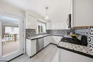 15 Spruce Pl, Denville, NJ 07834 - Photo 11