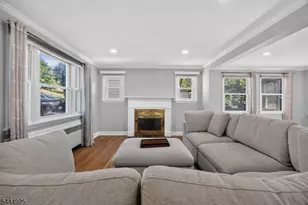 29 Laurel Ave, Livingston, NJ 07039 - Photo 3