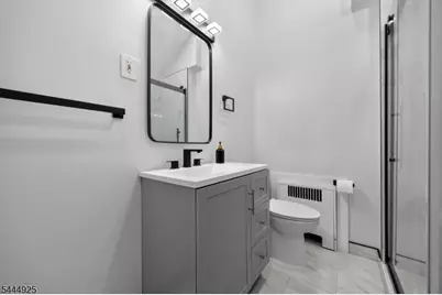 29 Laurel Ave, Livingston, NJ 07039 - Photo 19