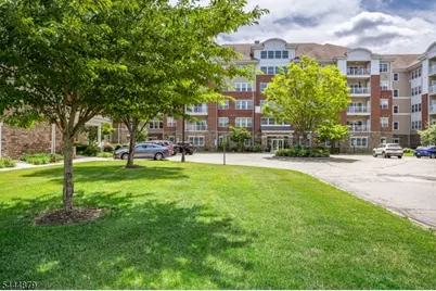 8421 Warrens Way #421, Wanaque, NJ 07465 - Photo 3